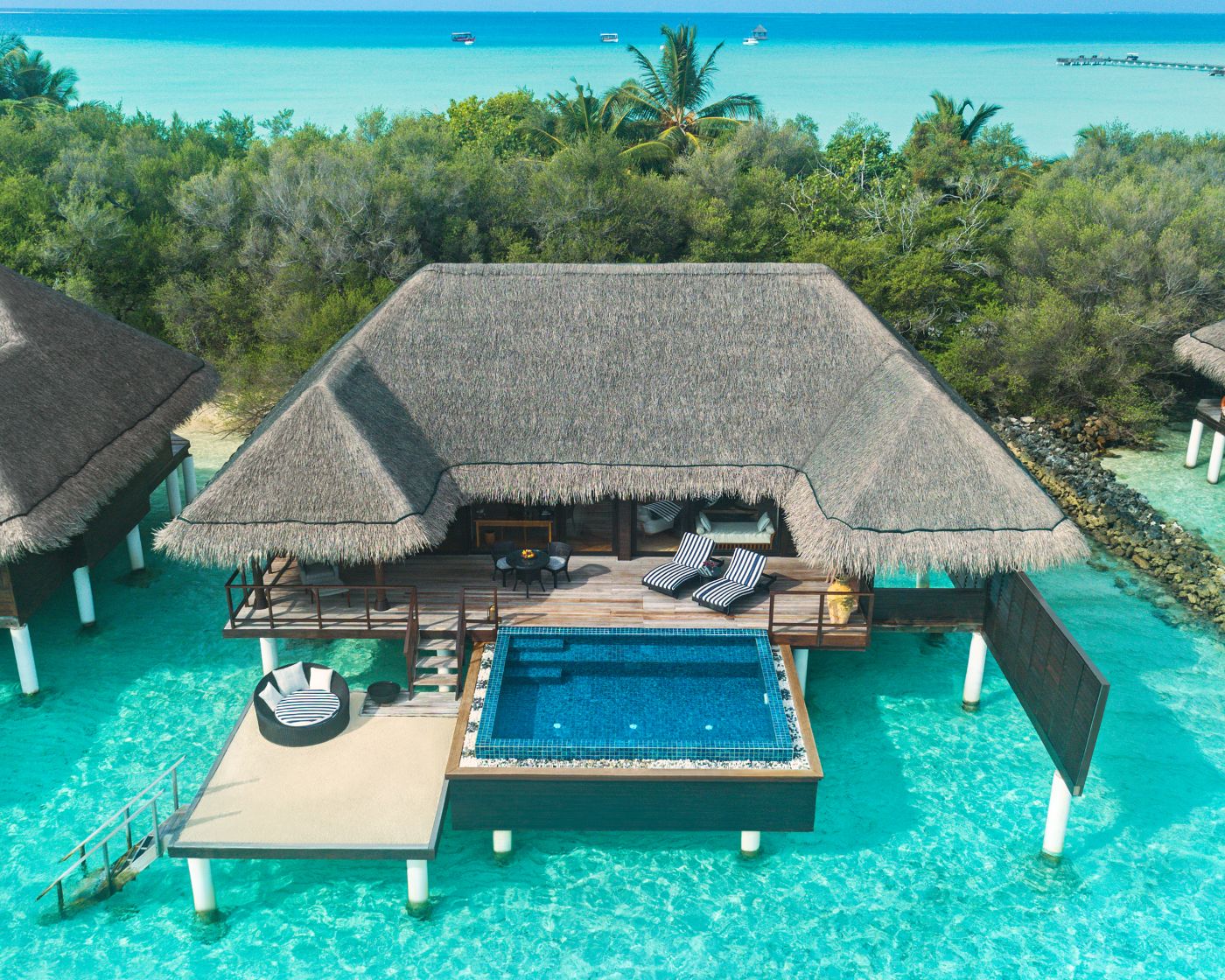 Sunrise-Wassersuite mit einem Schlafzimmer und Pool - Bild 1