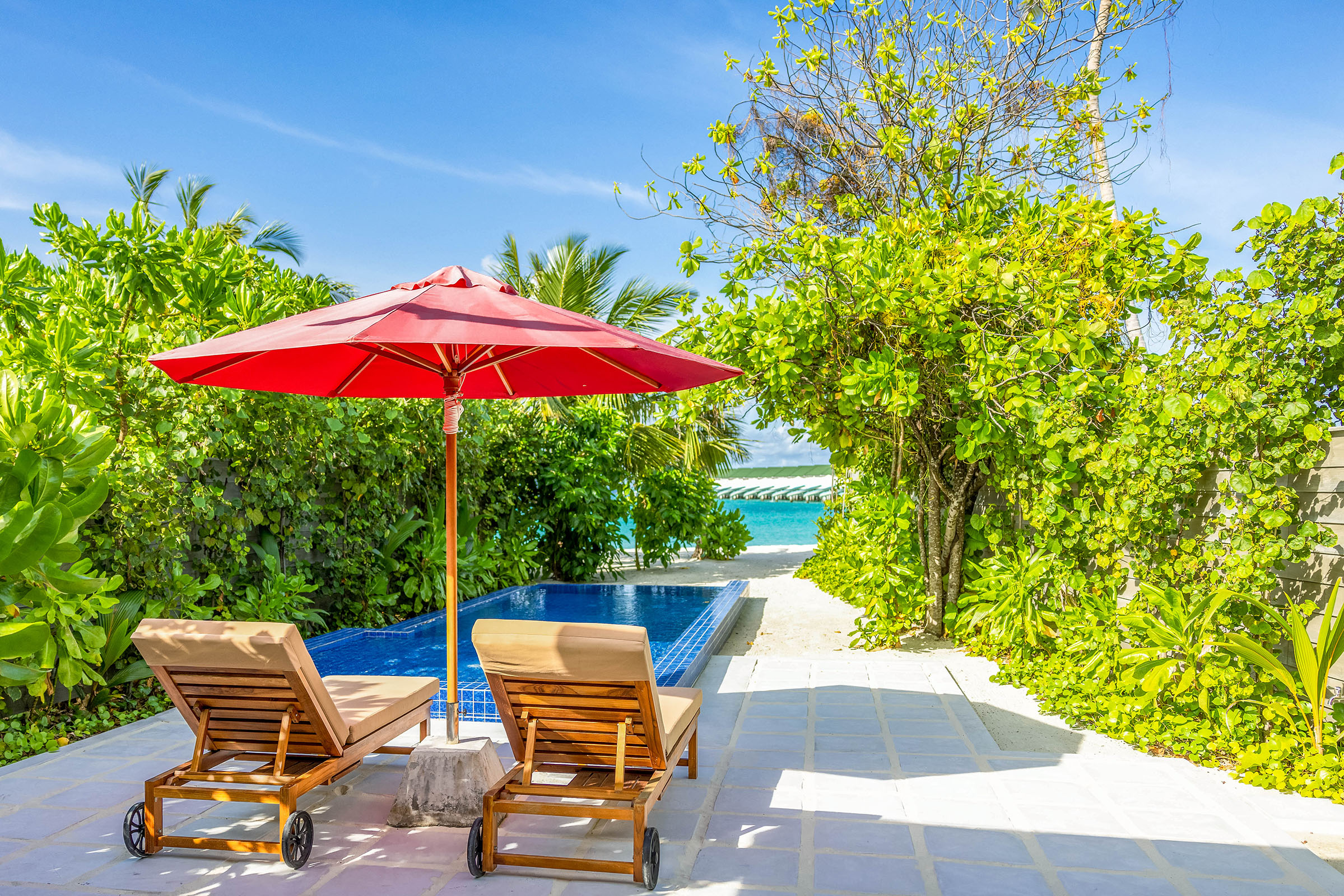 Strandvilla mit Pool - Bild 2