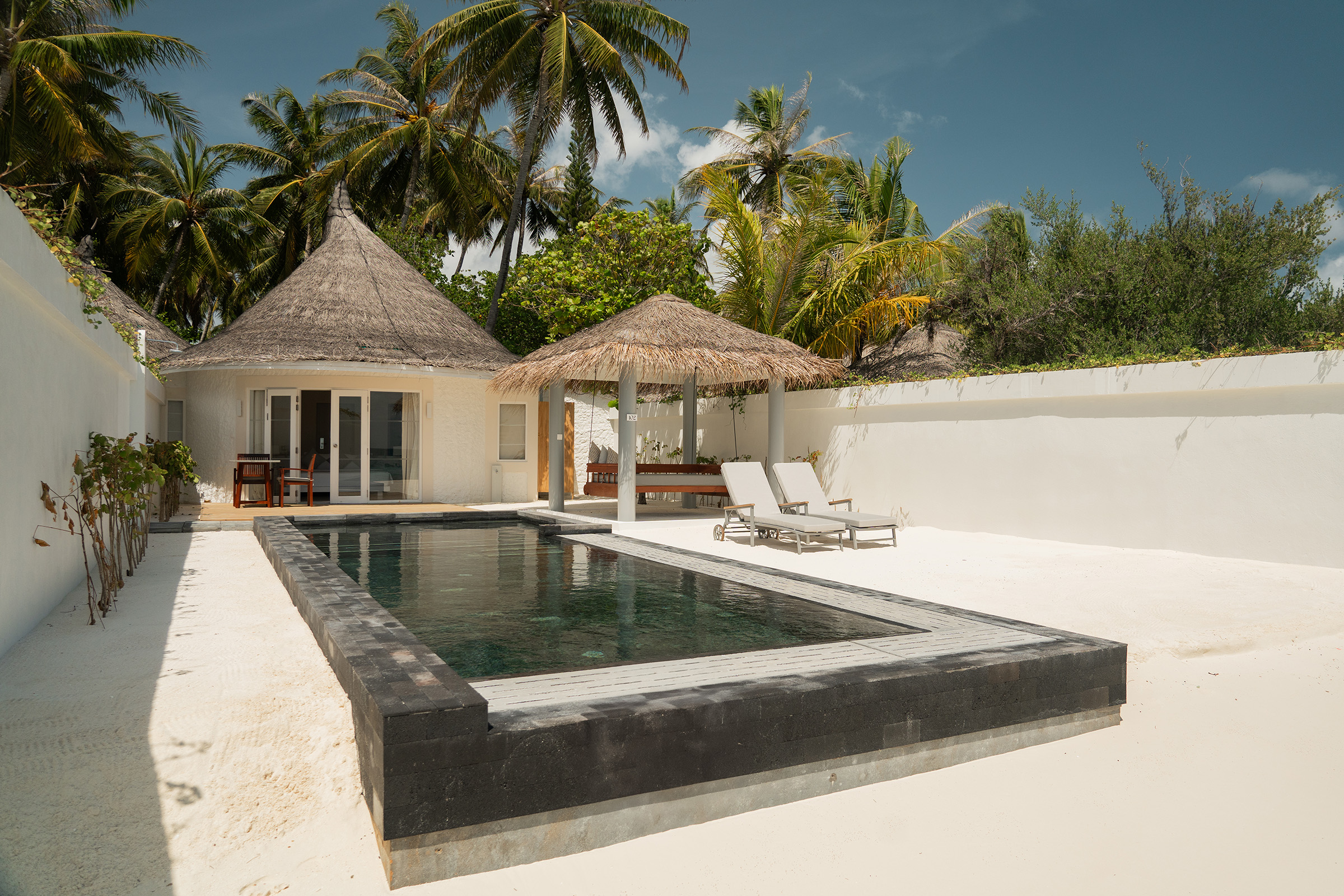Strandvilla mit Pool und Whirlpool - Bild 3