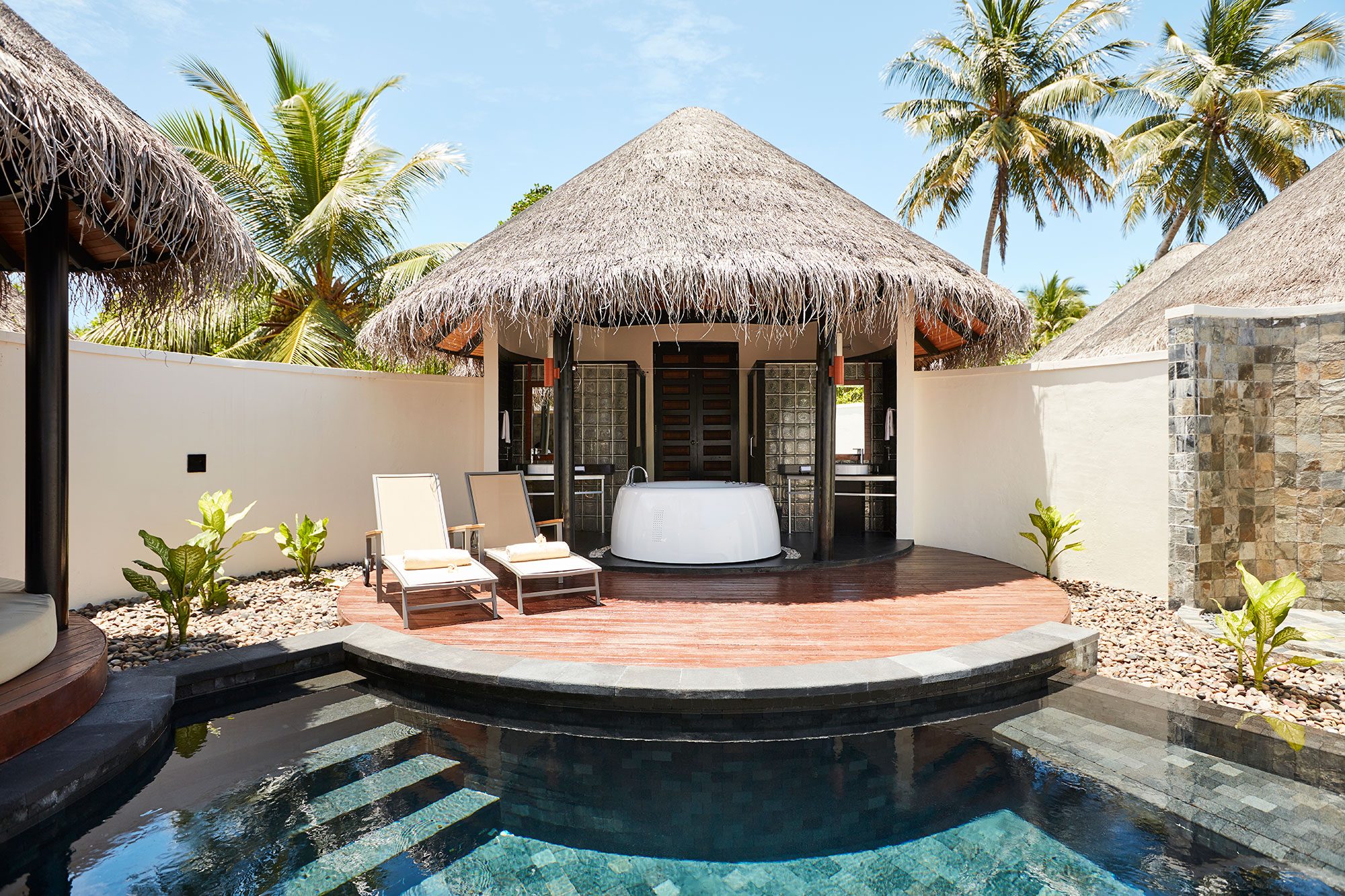 Strandvilla mit privatem Pool - Bild 2