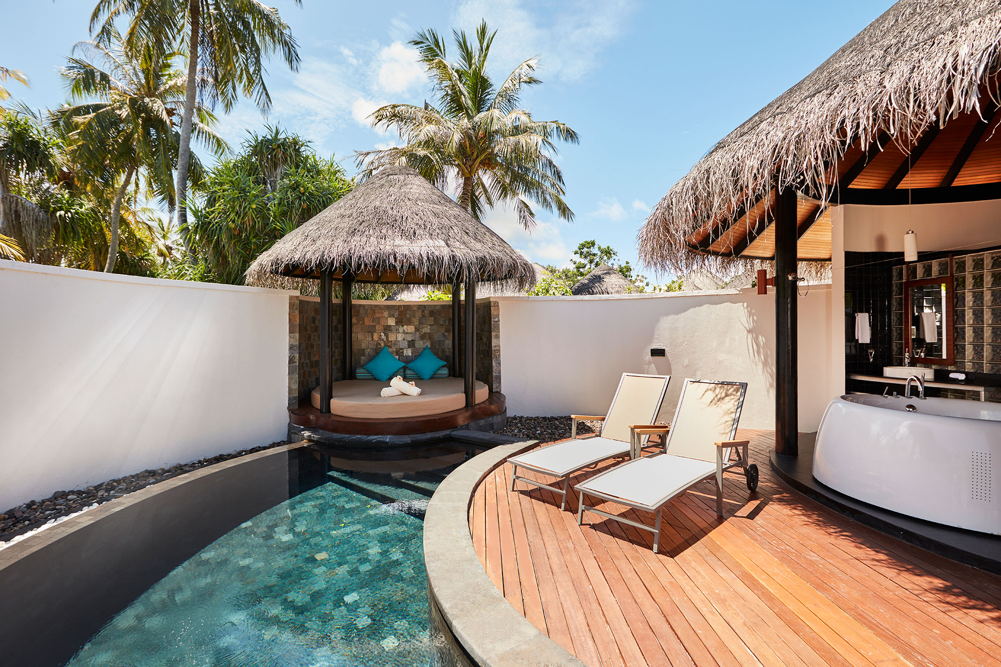 Strandvilla mit privatem Pool - Bild 3