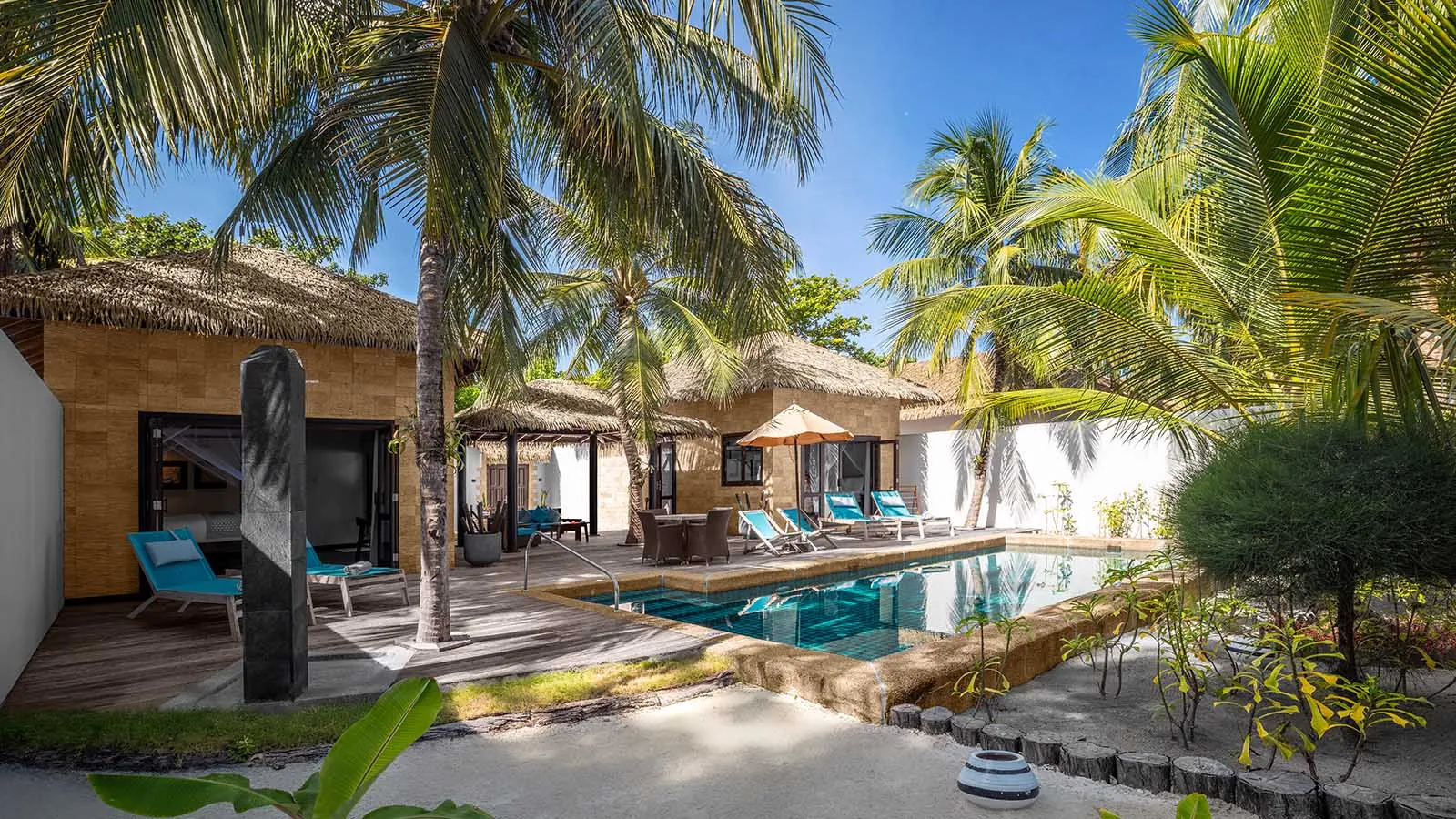 Familien-Suite mit privatem Pool - Bild 2