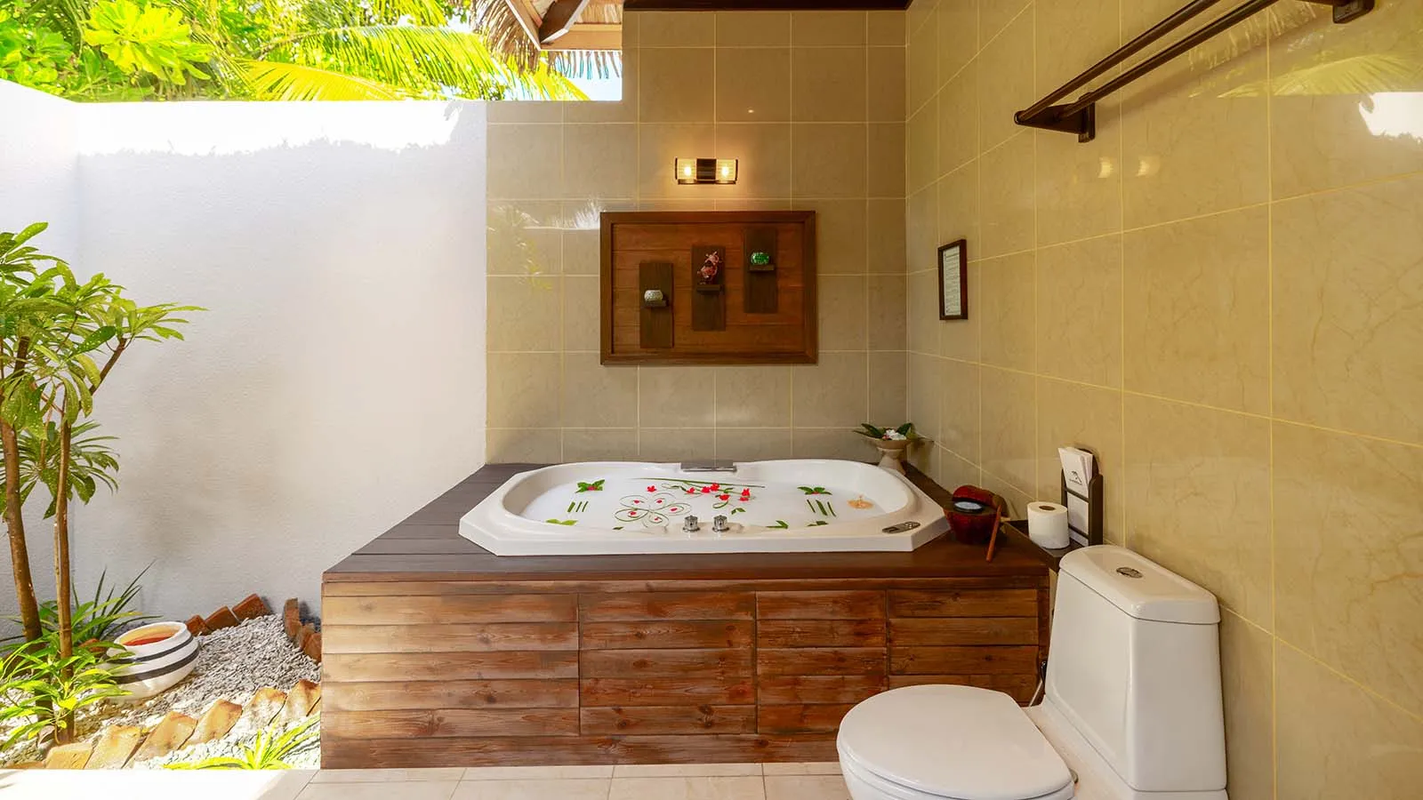 Familien-Suite mit privatem Pool - Bild 3