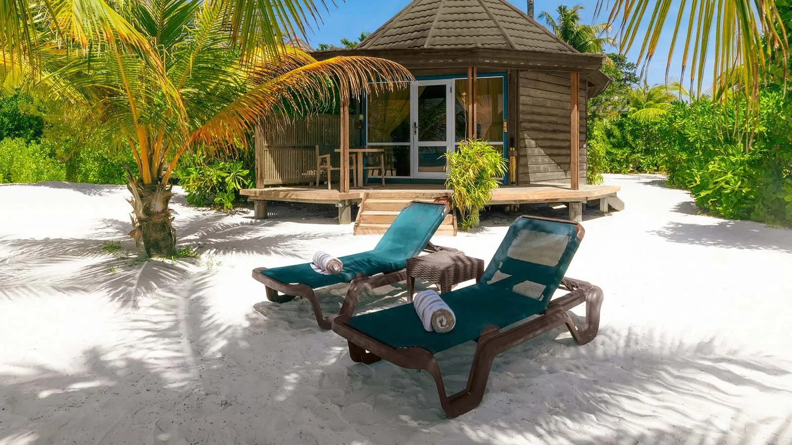 Sangu-Premium-Strandvilla - Bild 1