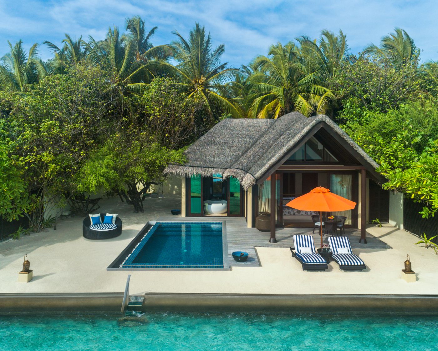 Sunrise-Ozeanvilla mit Pool - Bild 1