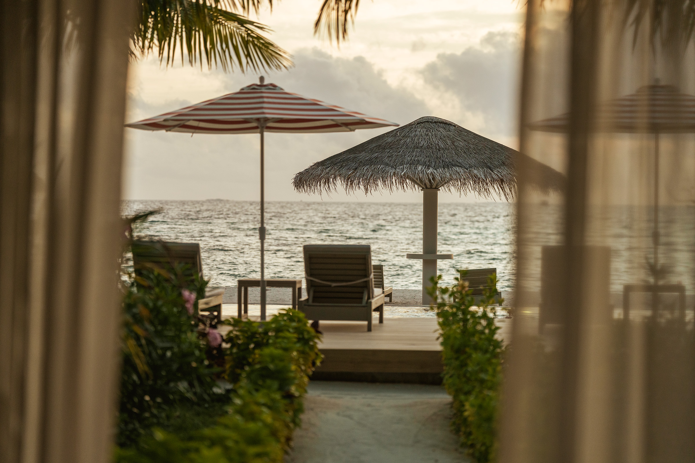Sonnenuntergangs-Strandpavillon - Bild 2