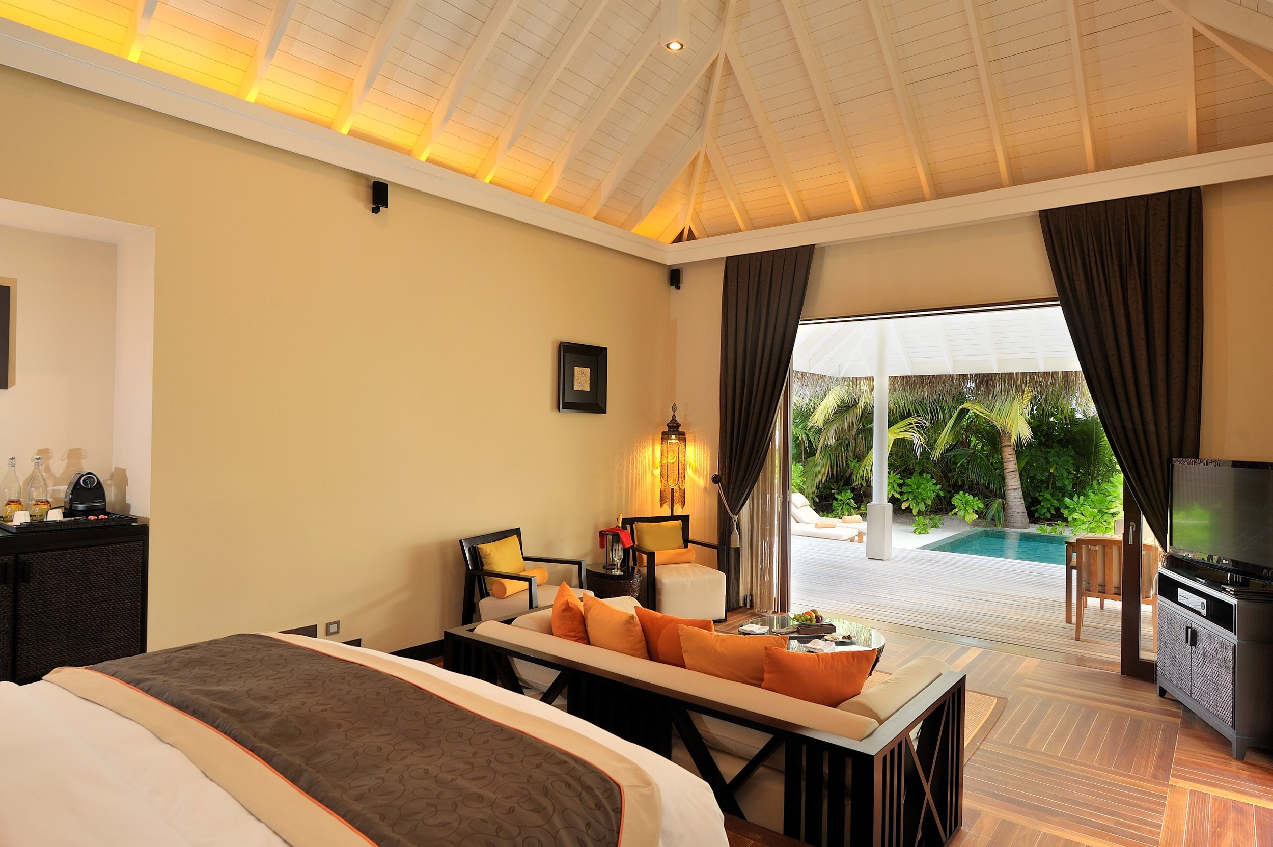 Strandsuite in Sonnenuntergangslage mit Pool - Bild 3