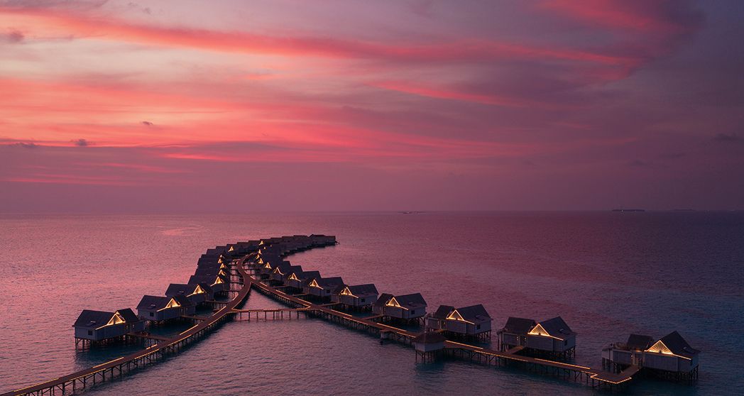 Sonnenuntergangs-Wasserpoolvilla mit Rutsche - Bild 3