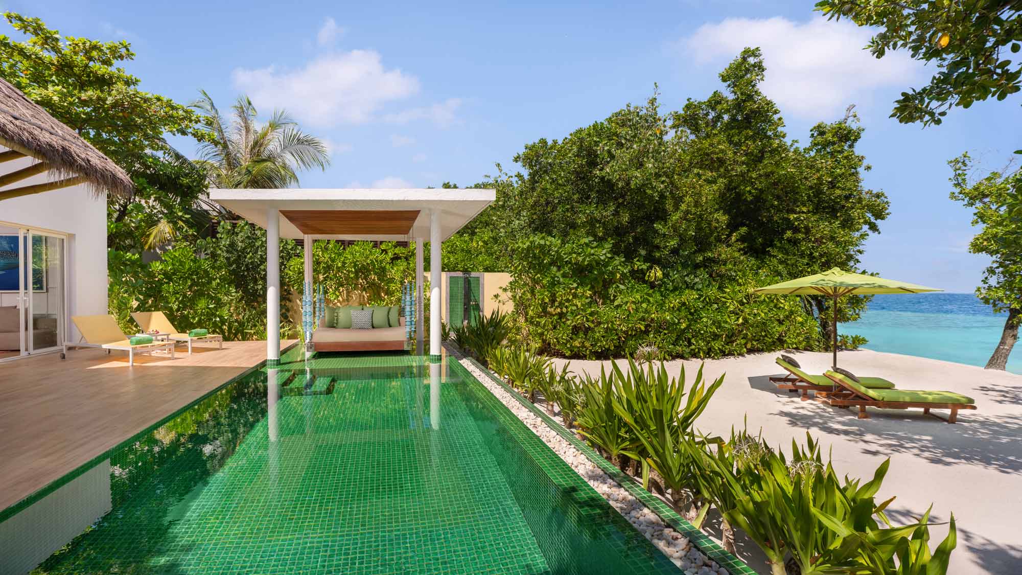 Superior-Strandvillen mit Pool - Bild 2