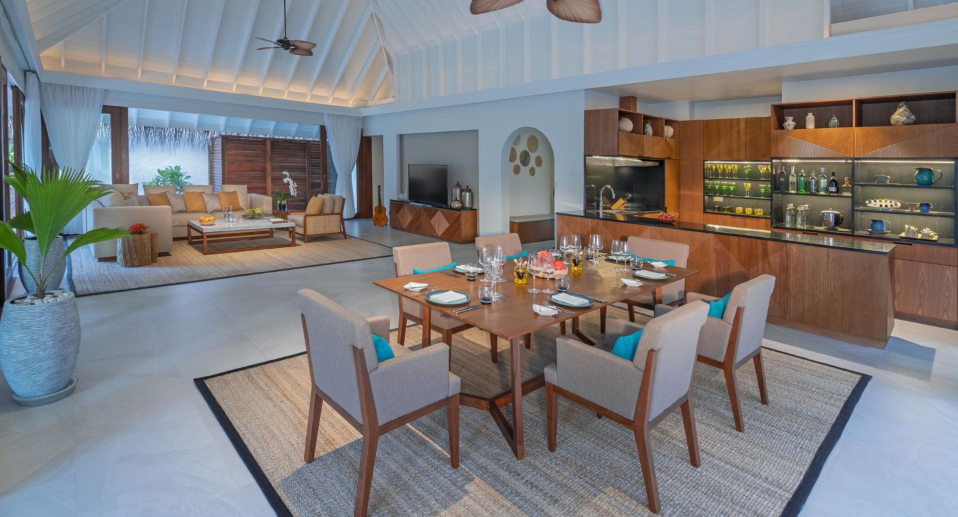 Strandresidenz mit Pool und drei Schlafzimmern - Bild 3