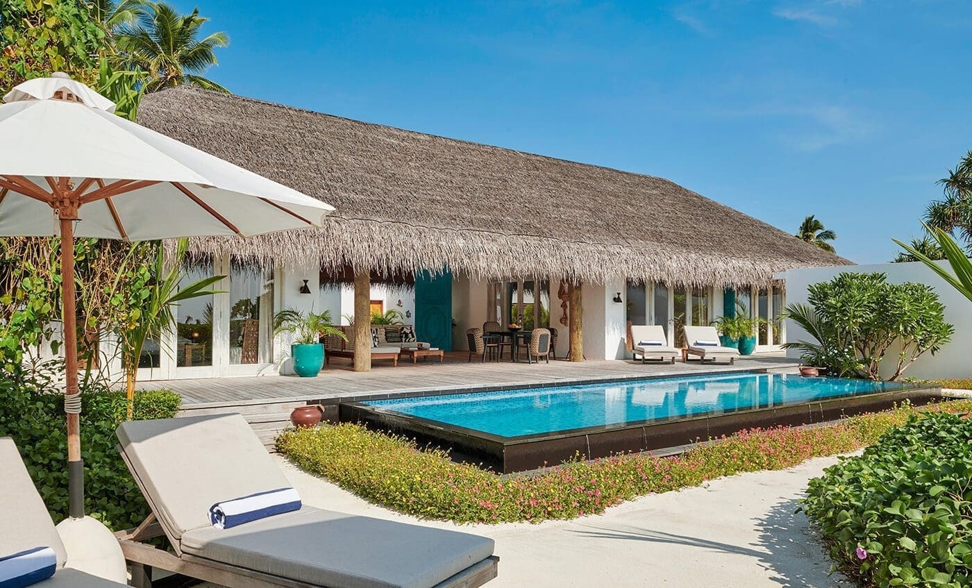 Strandvilla mit drei Schlafzimmern und Pool zum Sonnenuntergang - Bild 3