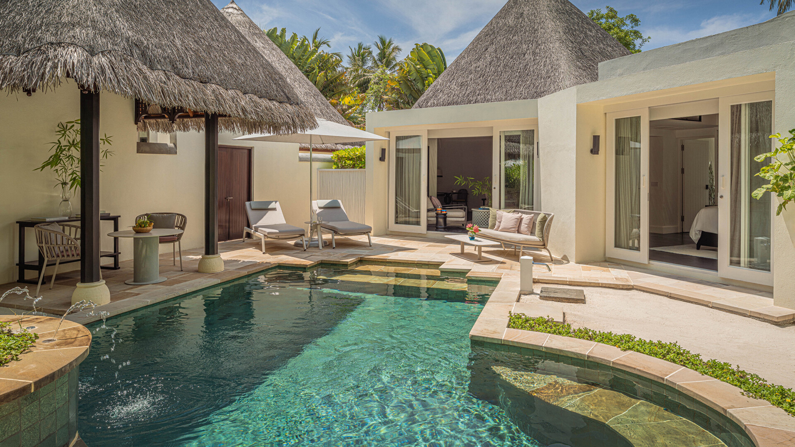 Strandpavillon mit zwei Schlafzimmern und Pool - Bild 1