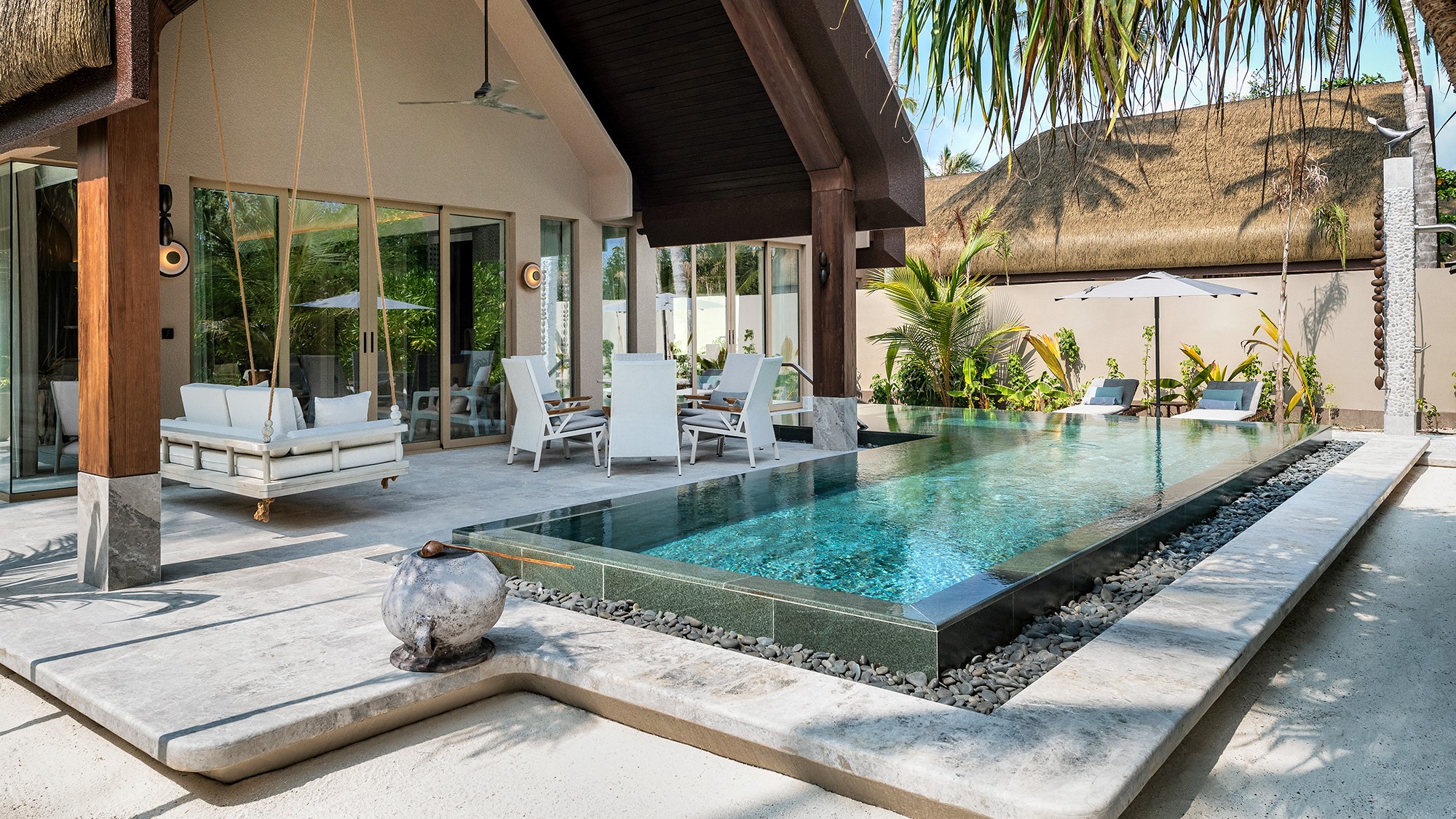 Strandvilla mit zwei Schlafzimmern und Pool - Bild 2