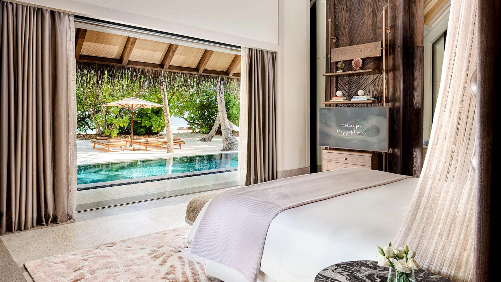 Familien-Strandvilla mit zwei Schlafzimmern und zwei Pools - Bild 1