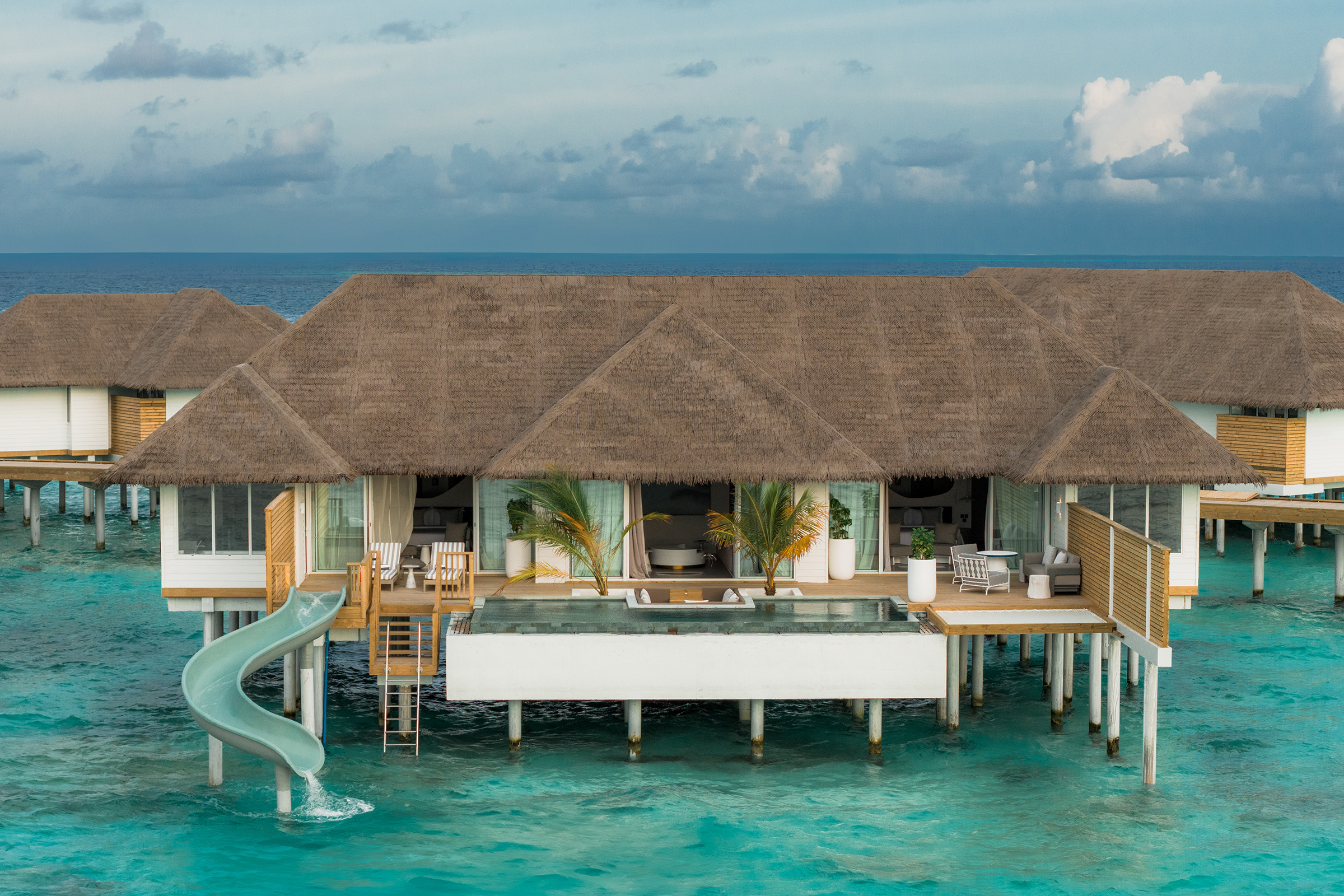 Ocean Signature Villa mit zwei Schlafzimmern, Pool und Rutsche - Bild 3
