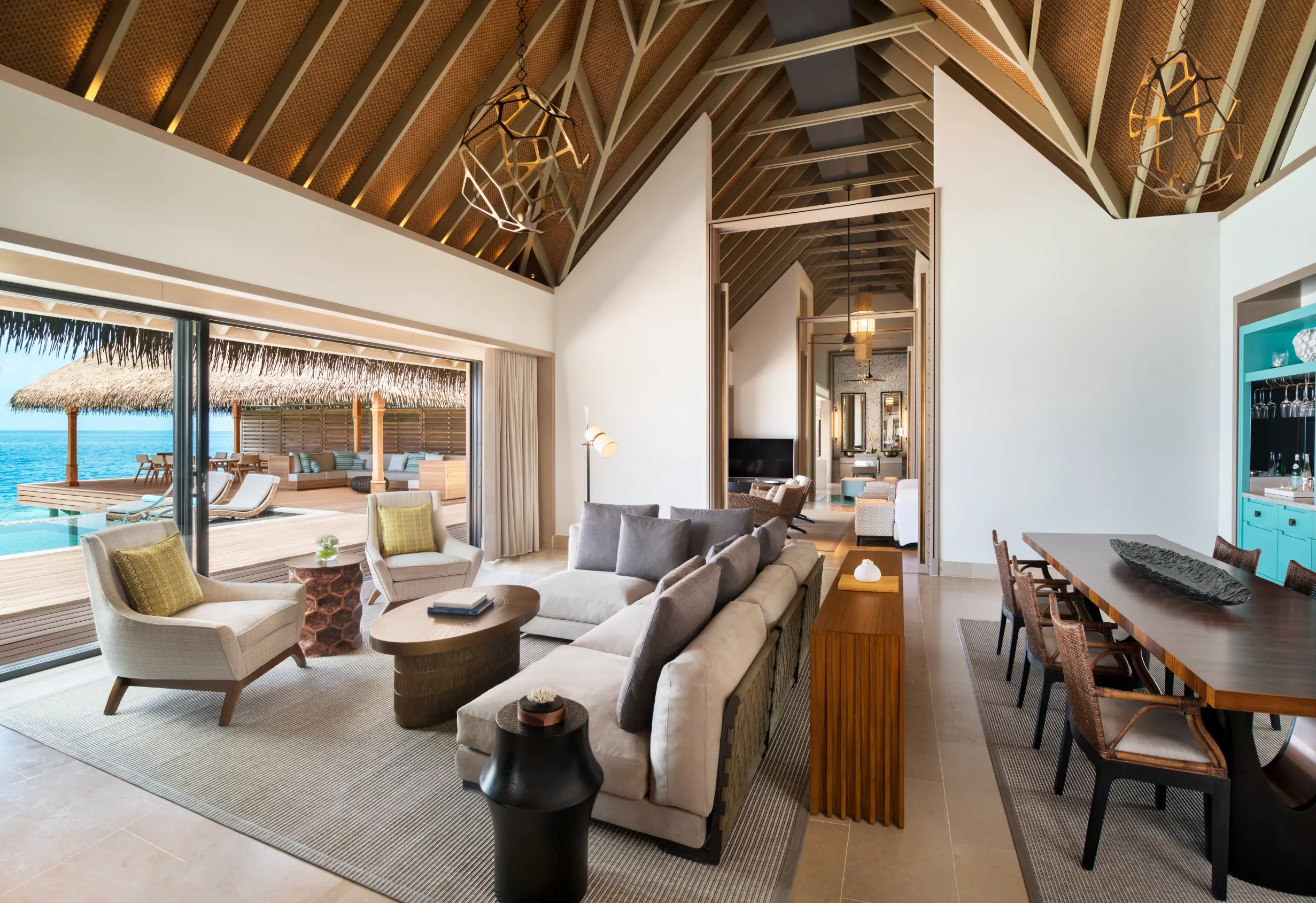 Overwater-Villa mit zwei Schlafzimmern und Pool - Bild 2