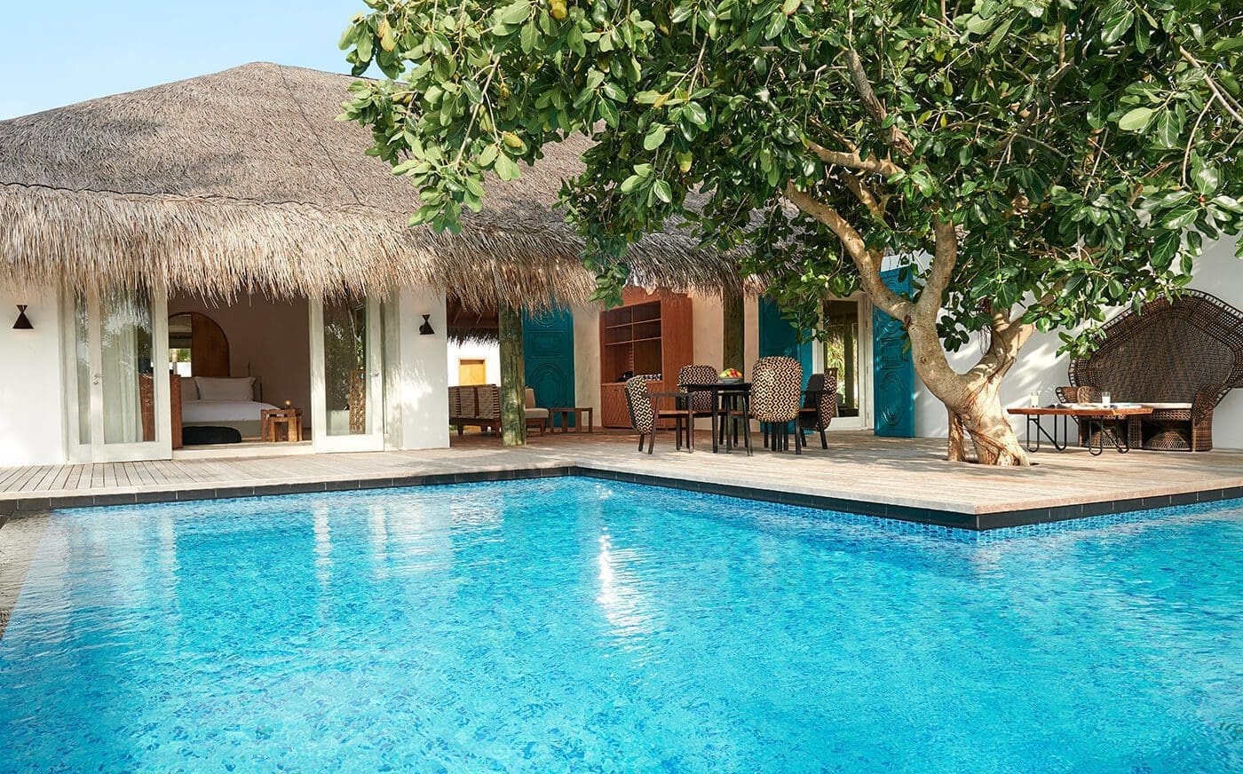 Strandvilla mit zwei Schlafzimmern und Pool zum Sonnenuntergang - Bild 1