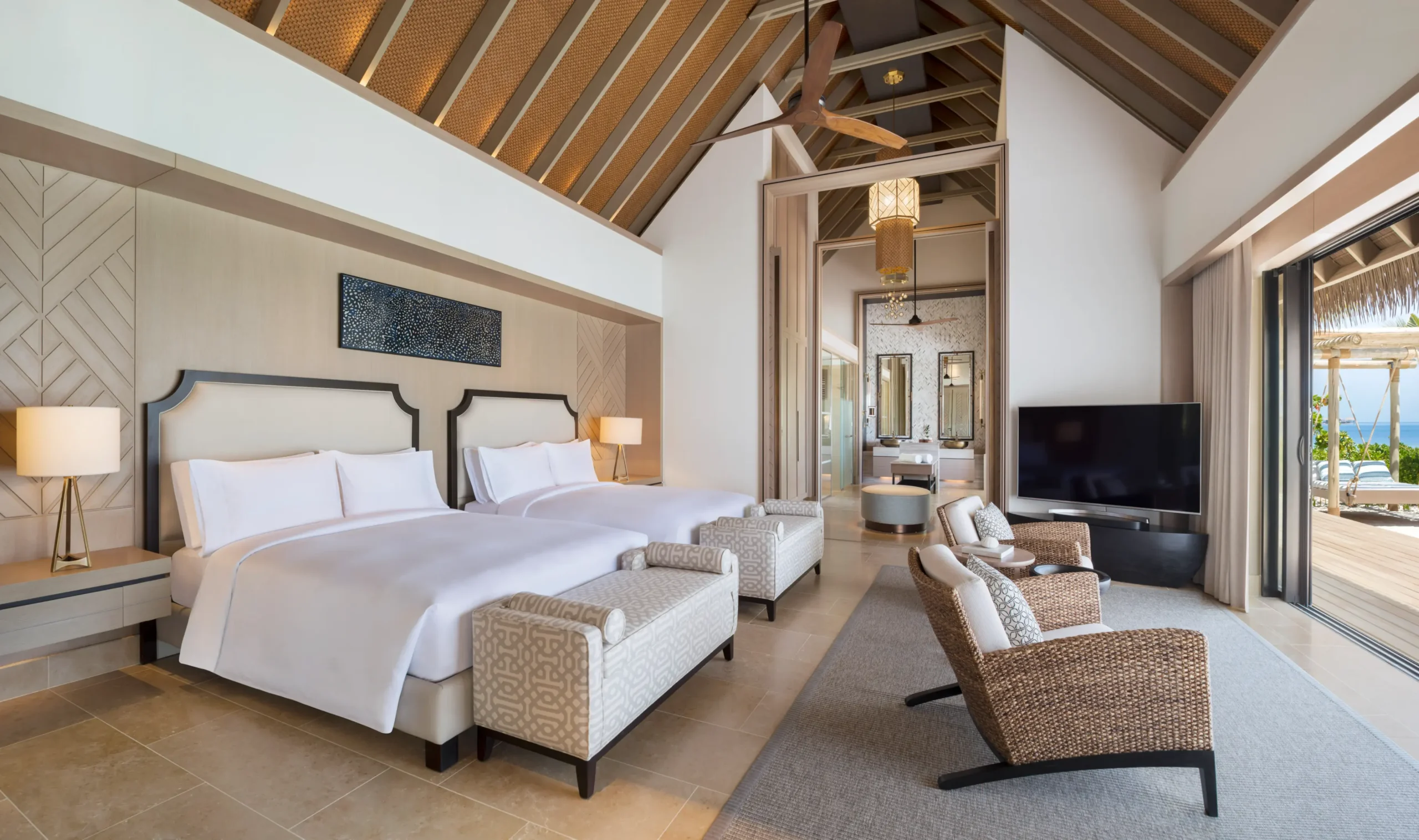 Große Strandvilla mit zwei Queensize-Betten und Pool - Bild 2