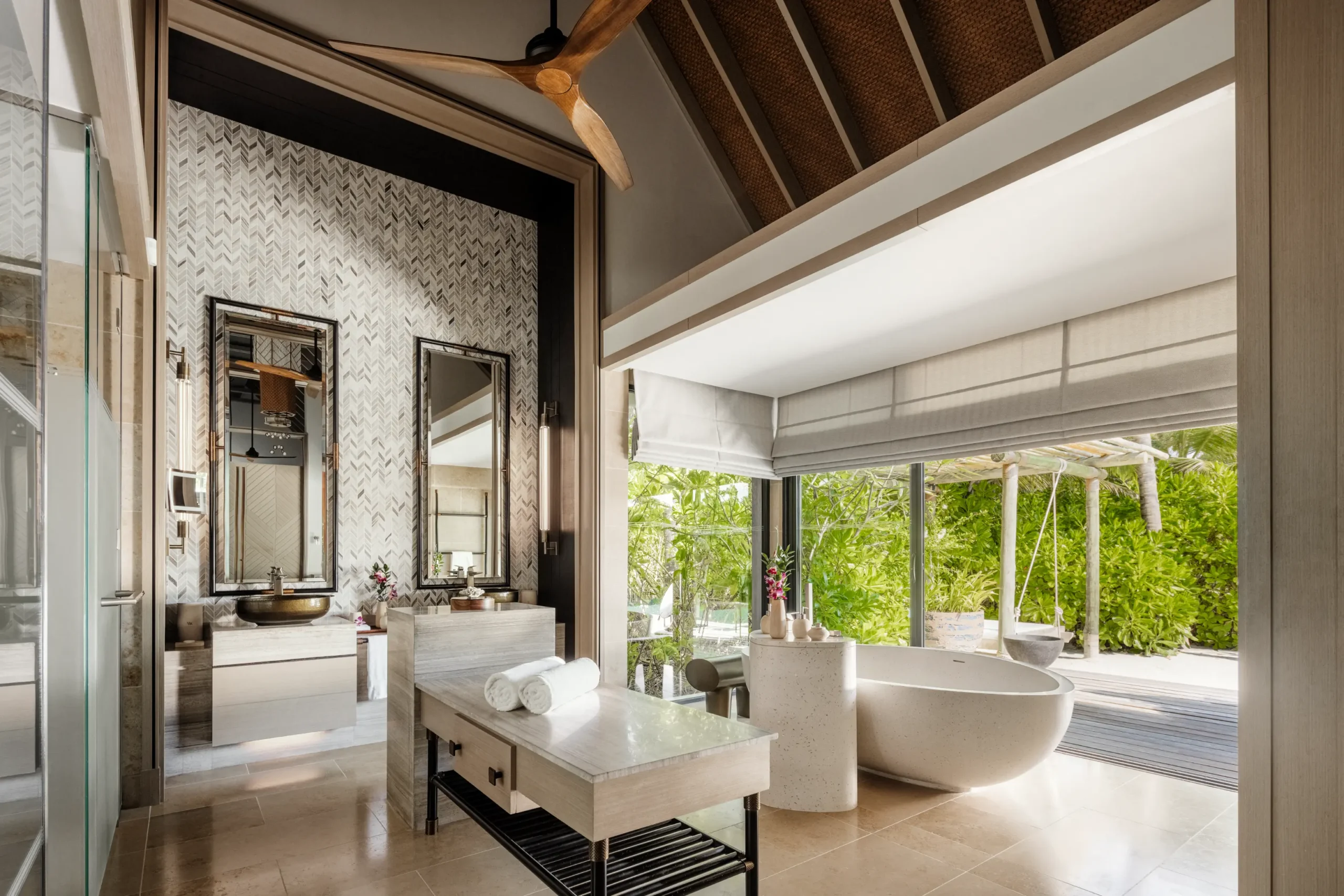 Große Strandvilla mit zwei Queensize-Betten und Pool - Bild 3