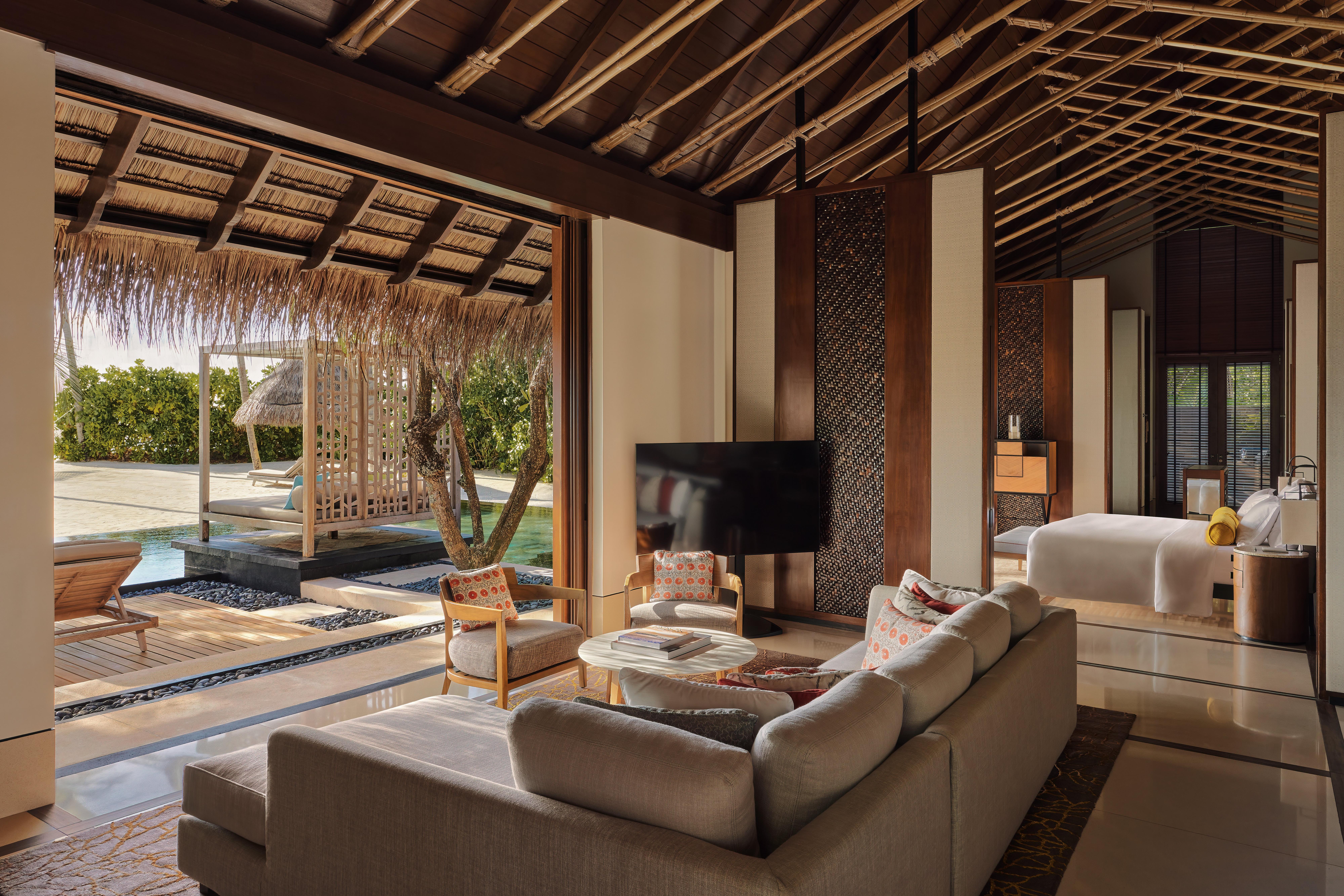 Grand-Strandvilla mit Pool - Bild 2