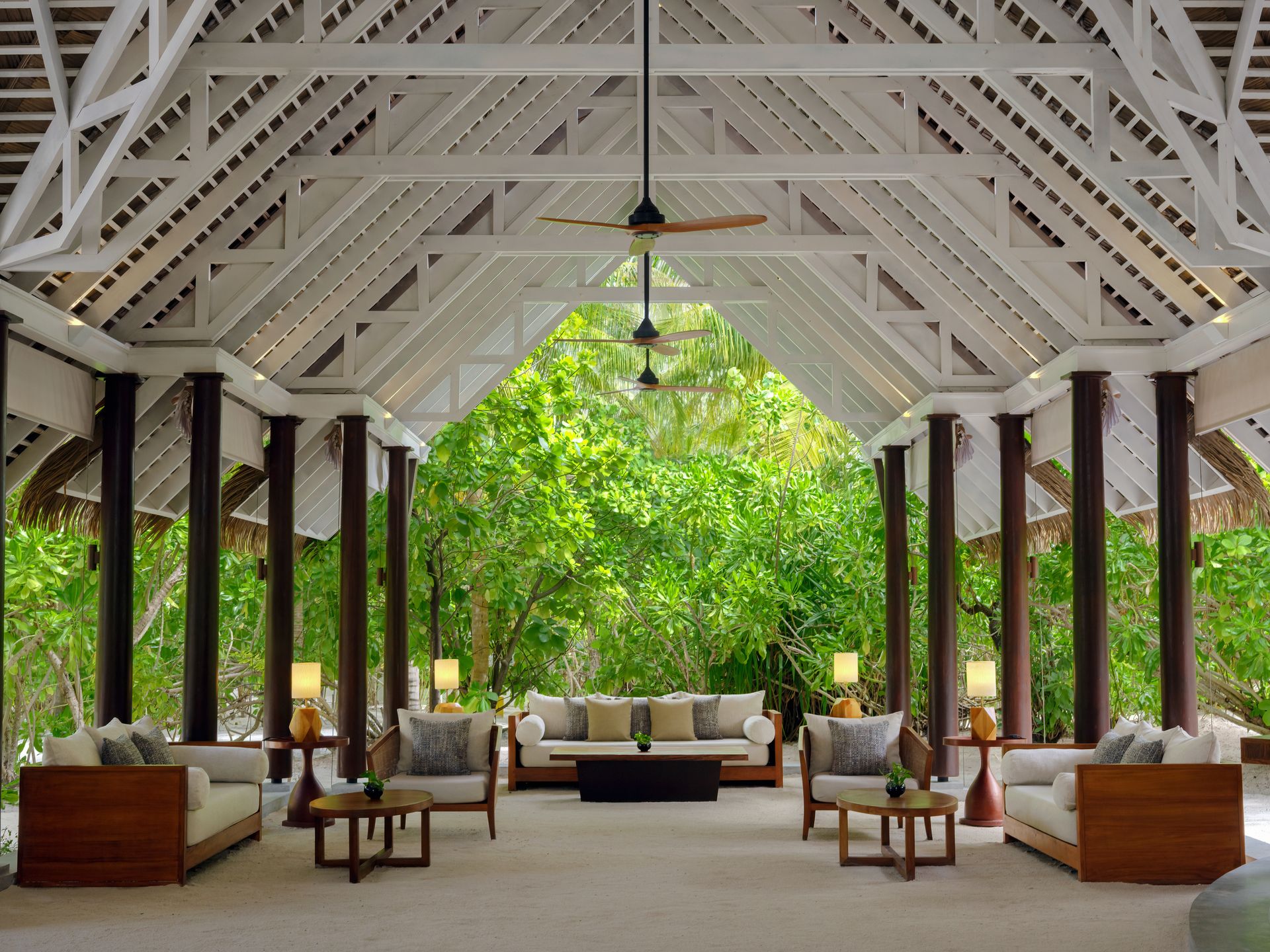 Offene Resort-Lobby