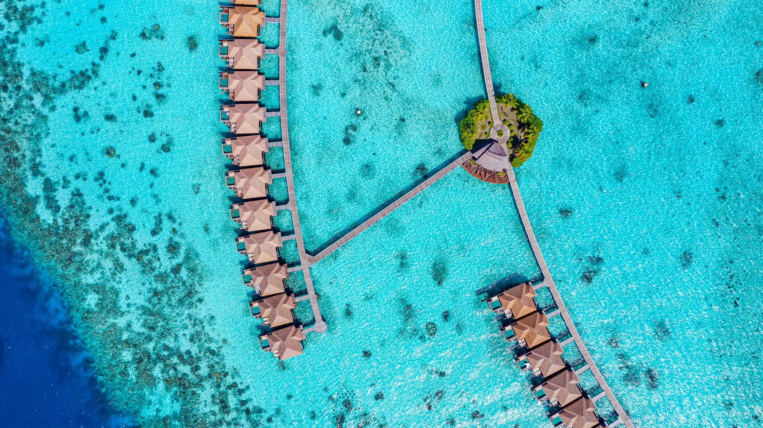 Villen und Lagune von Ayada Maldives